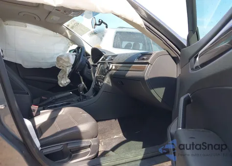 2018 Volkswagen Passat 2.0T Se from USA, damaged, VIN 1VWBA7A3XJC043765